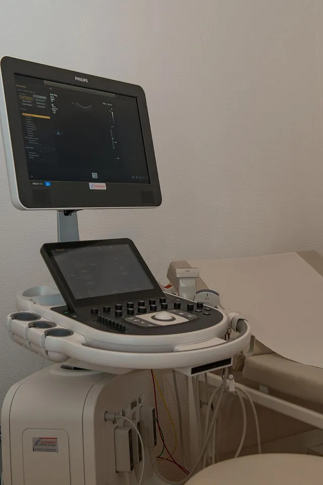 Praxis für innere Medizin Dr. Med. Achim Witzel - Ausstattung